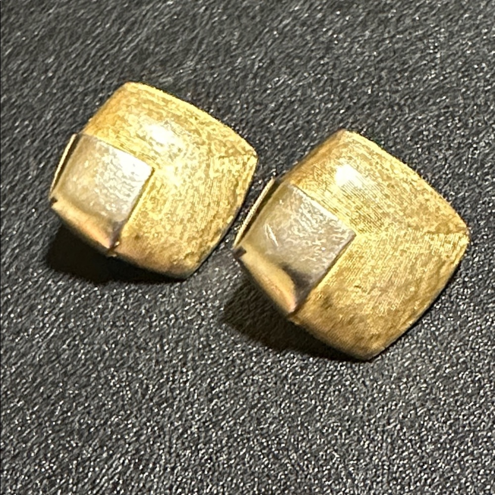 Crown Trifari Gold Tone Clip On Vintage Earrings